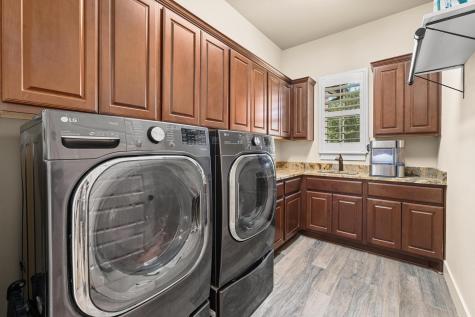 337 Golden Eagle Lane Dripping Springs TX 78620