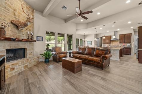 337 Golden Eagle Lane Dripping Springs TX 78620