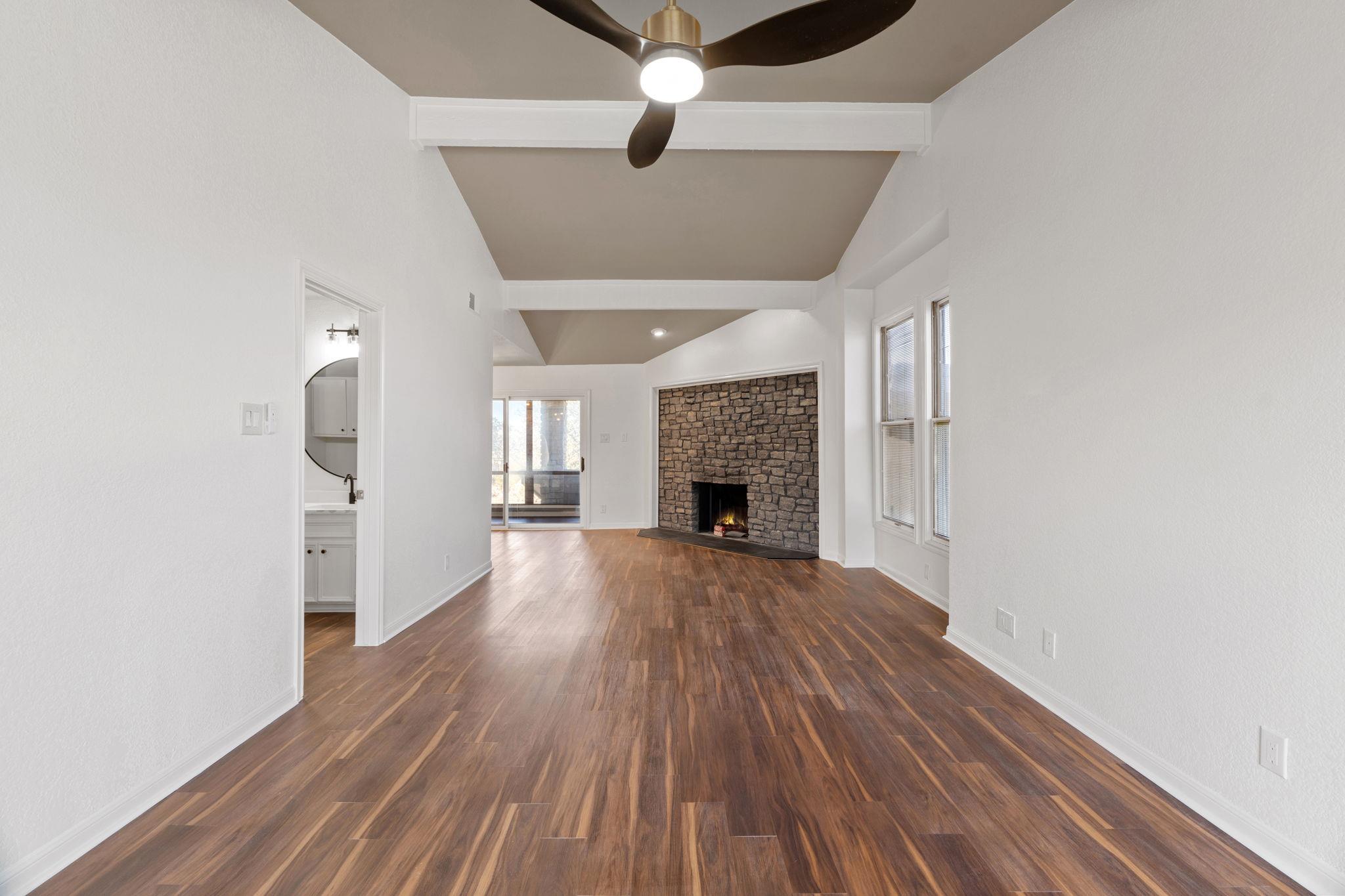 207 Free Rein Horseshoe Bay TX 78657