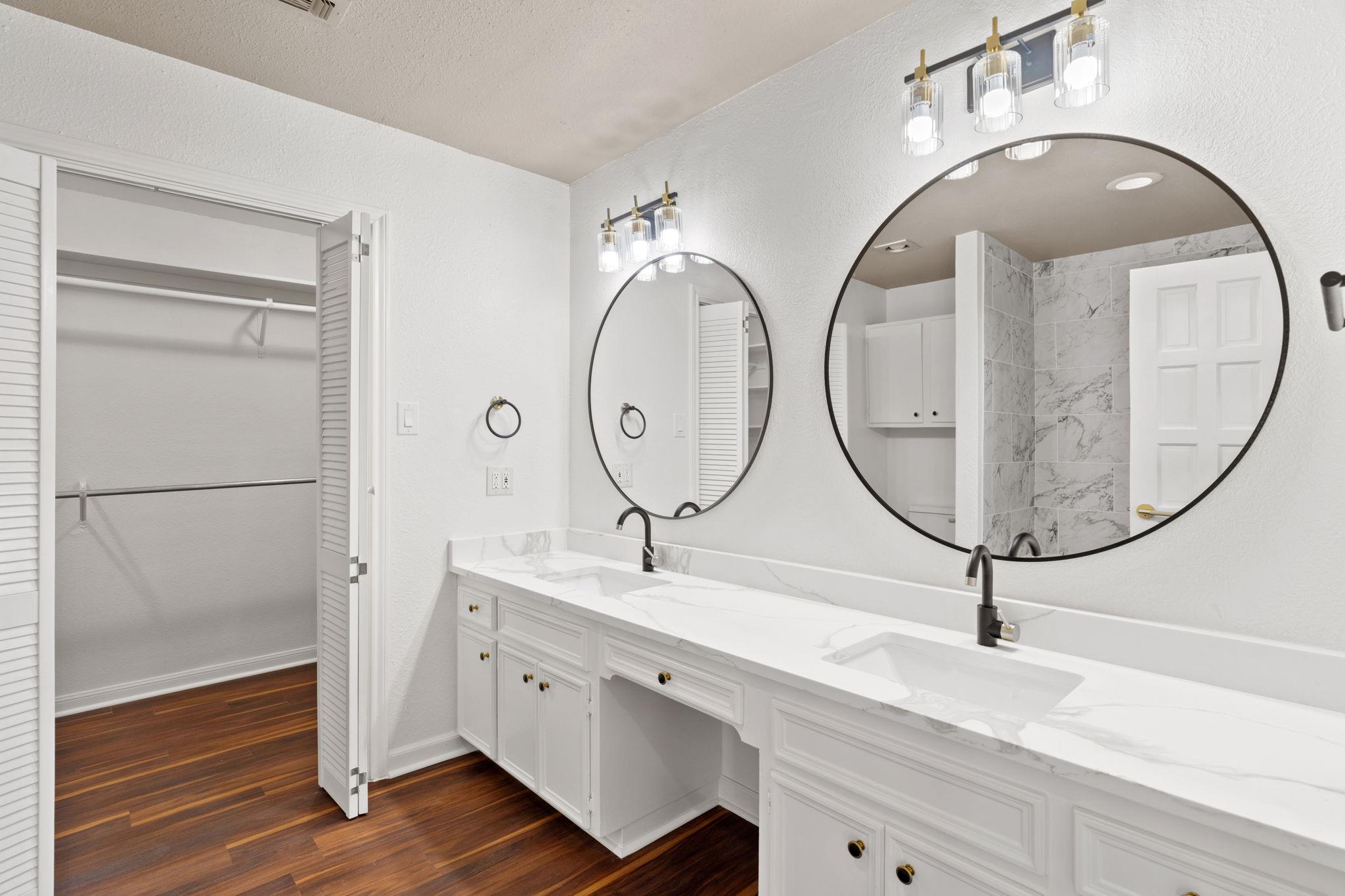 207 Free Rein Horseshoe Bay TX 78657