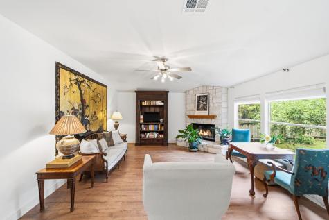 2602 Warren Cove Lago Vista TX 78645