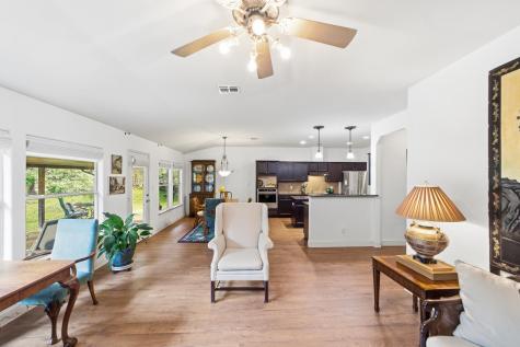 2602 Warren Cove Lago Vista TX 78645