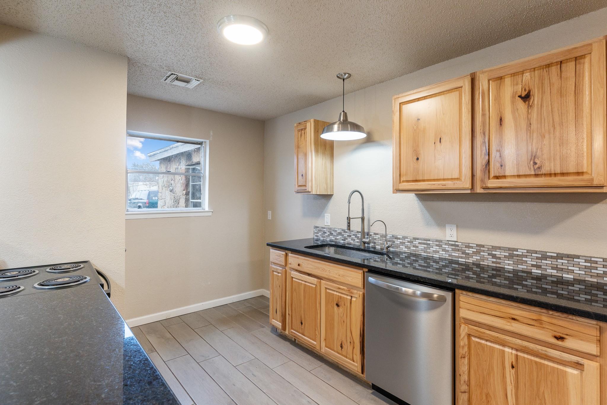 400 N River Oaks Drive Burnet TX 78611