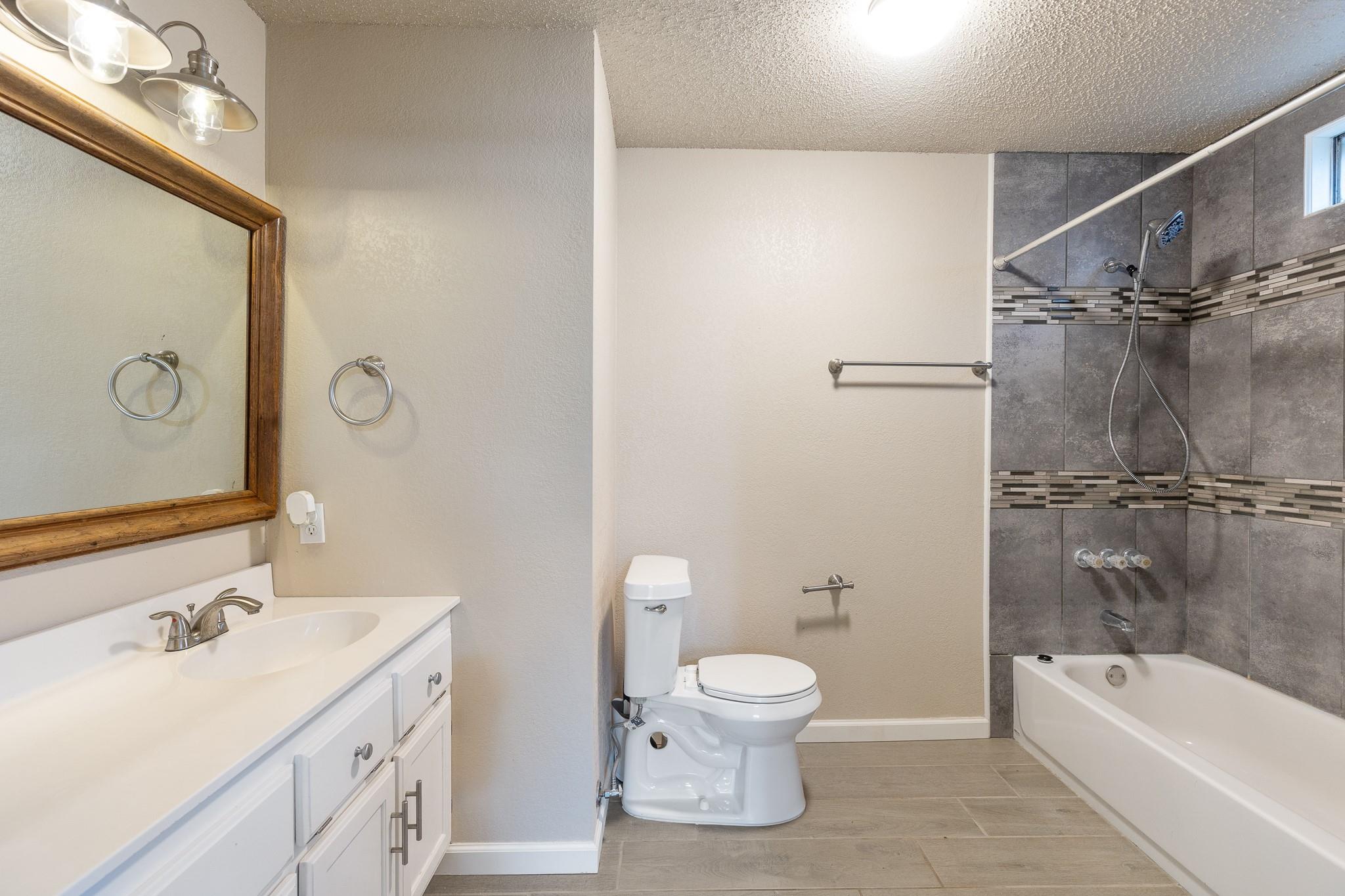400 N River Oaks Drive Burnet TX 78611