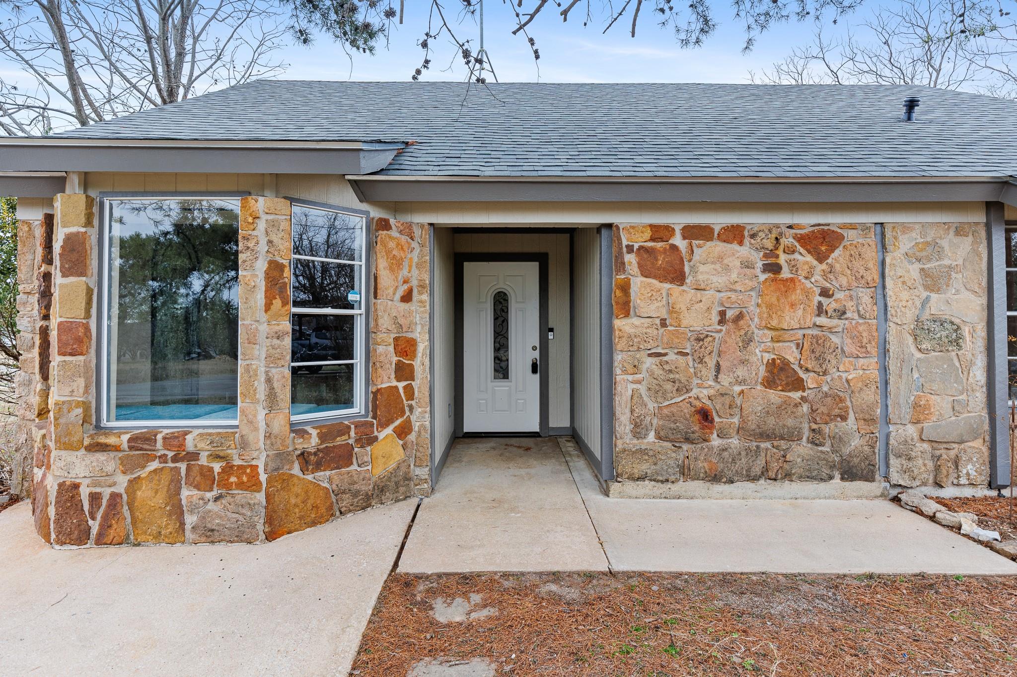 400 N River Oaks Drive Burnet TX 78611