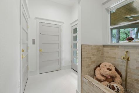 6905 Rudi Cove Austin TX 78759