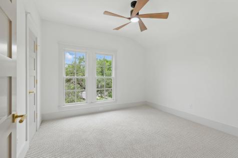 6905 Rudi Cove Austin TX 78759