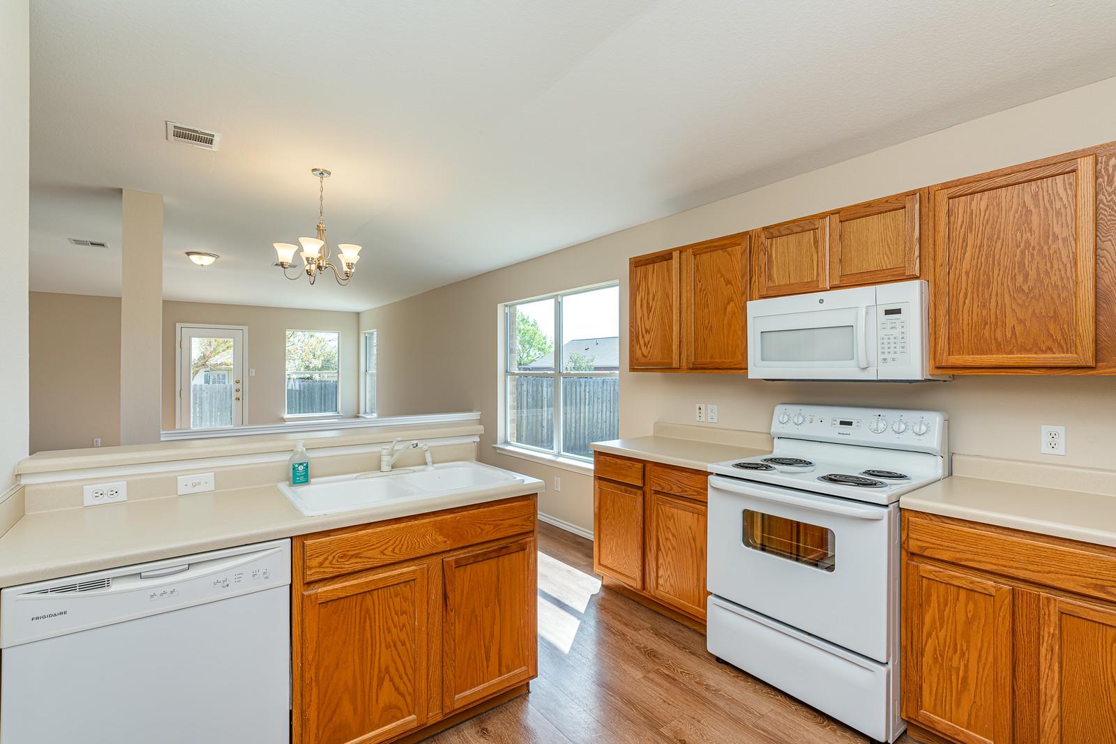 210 Carol Avenue Leander TX 78641