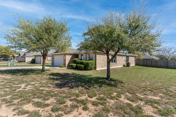 210 Carol Avenue Leander TX 78641