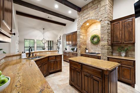 110 Valley View Drive Bastrop TX 78602