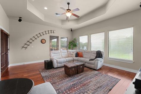 110 Valley View Drive Bastrop TX 78602