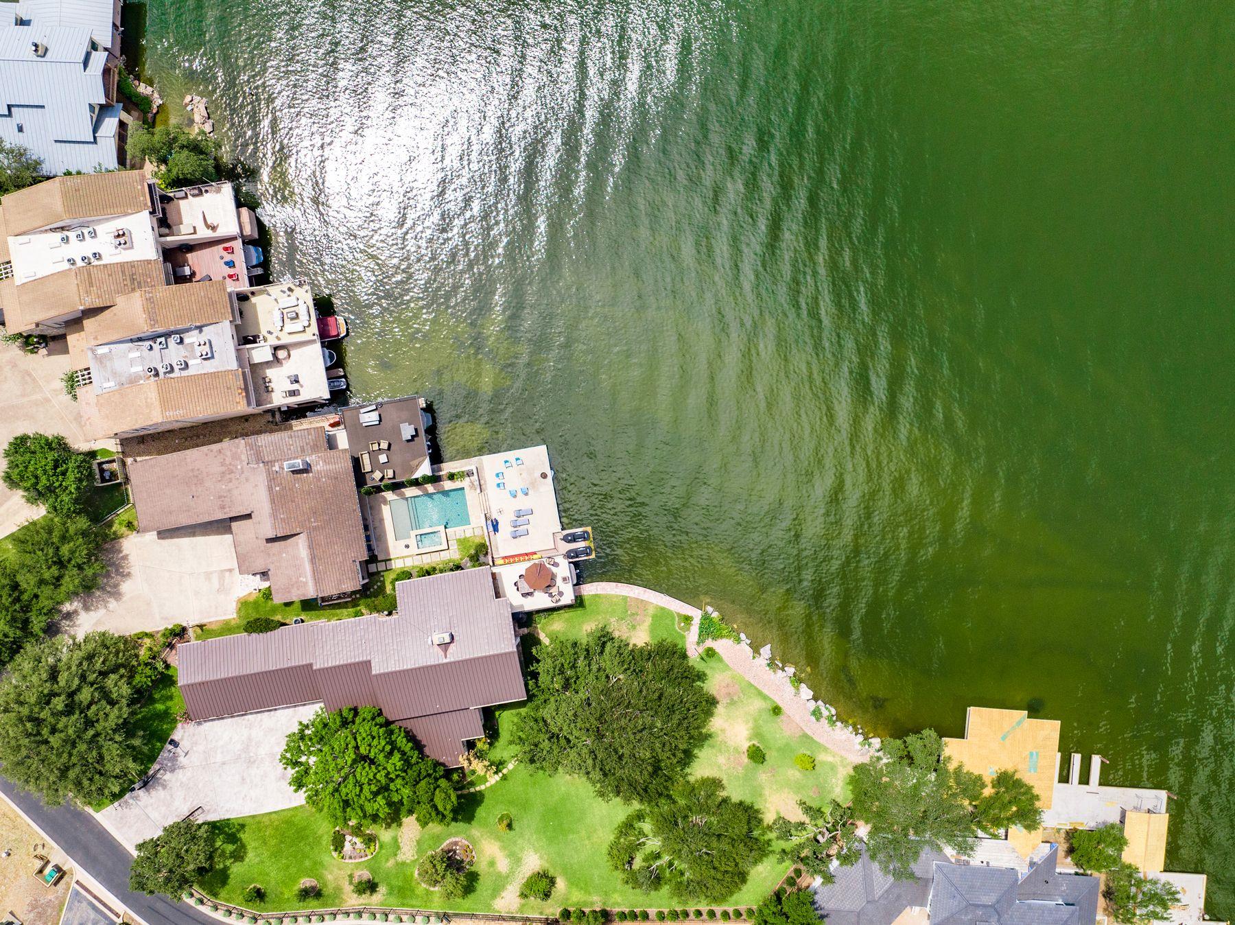 106 Bunny Run Lane Horseshoe Bay TX 78657