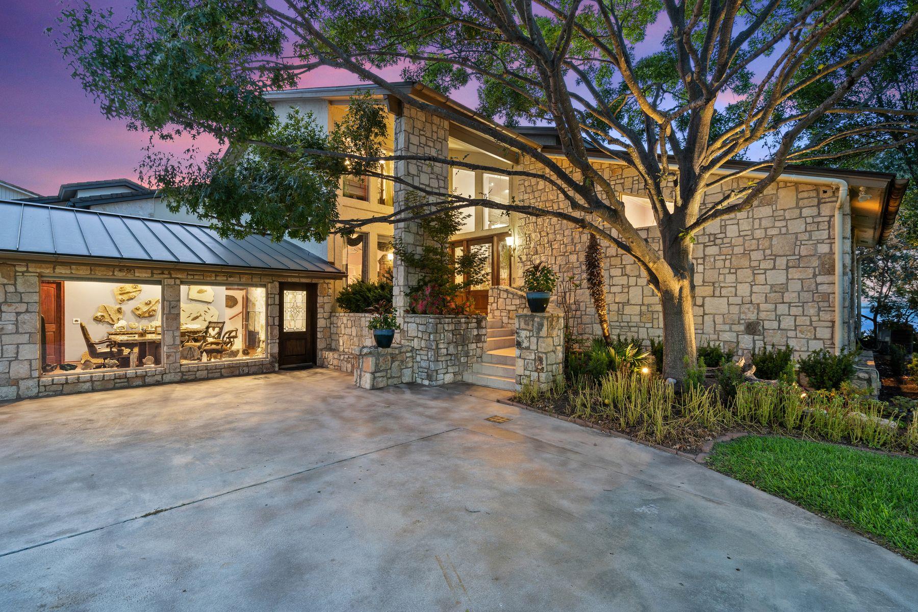 106 Bunny Run Lane Horseshoe Bay TX 78657