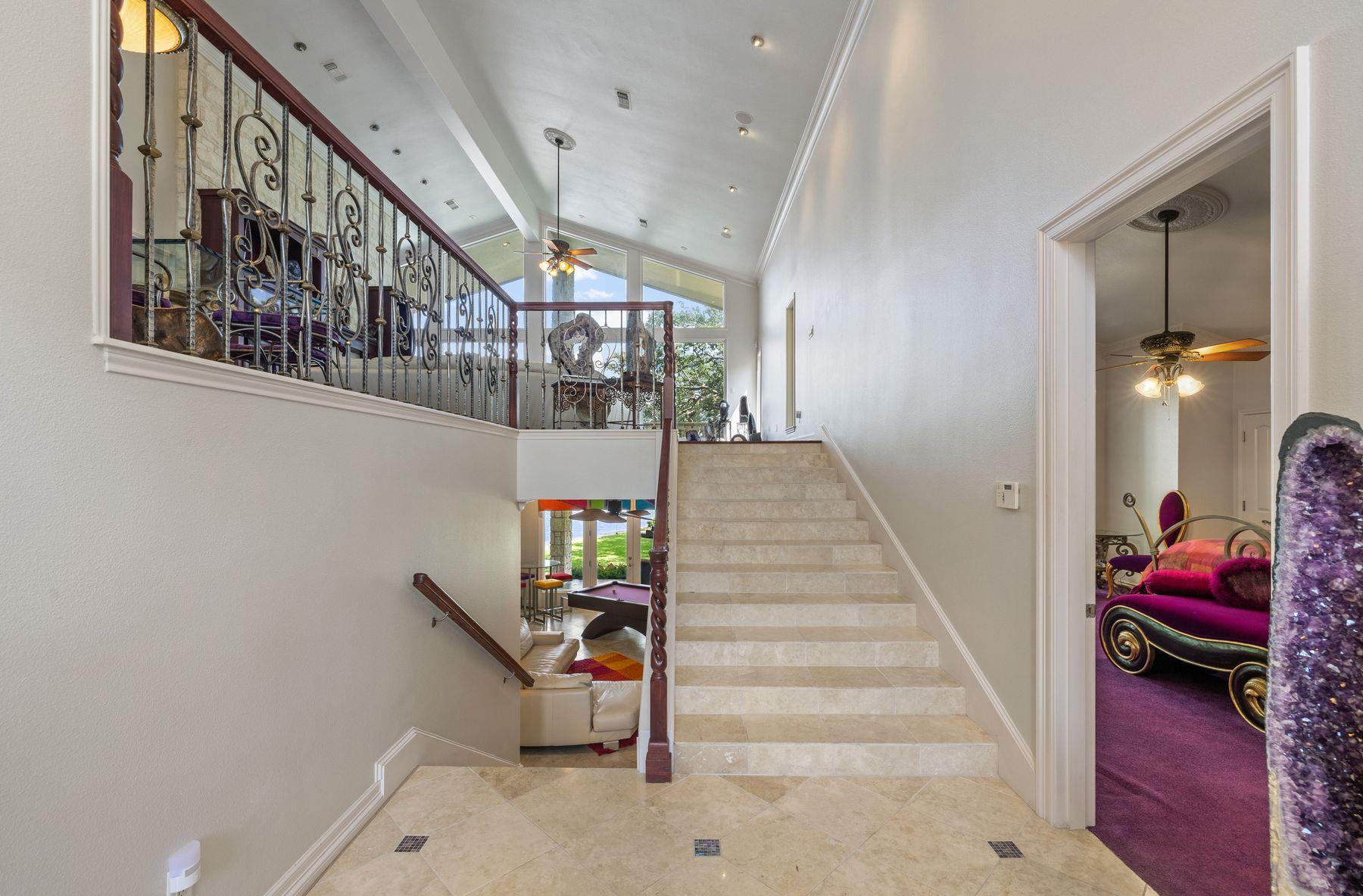 106 Bunny Run Lane Horseshoe Bay TX 78657