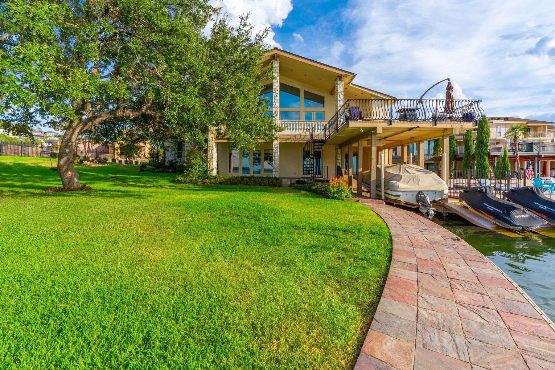 106 Bunny Run Lane Horseshoe Bay TX 78657