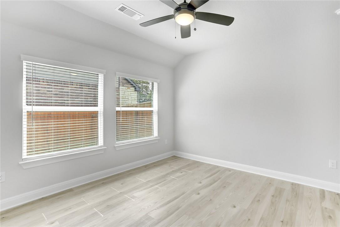 115 Red Oak Place Bastrop TX 78602