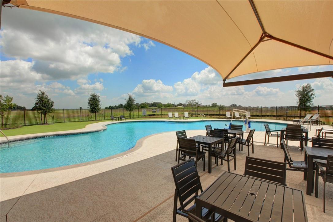115 Red Oak Place Bastrop TX 78602