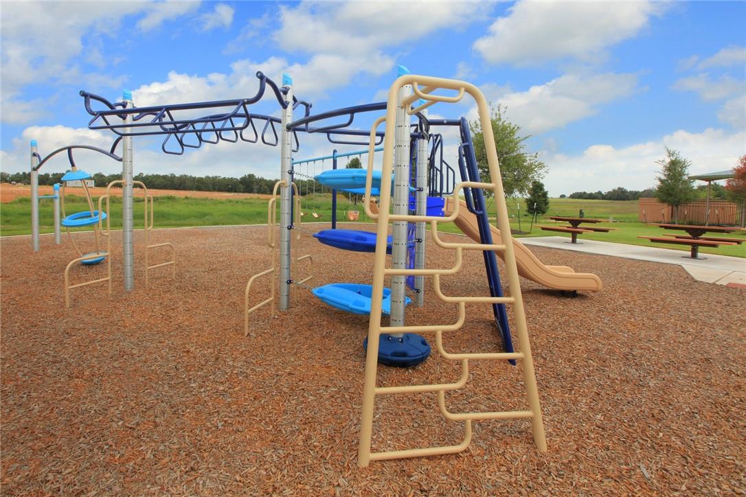 115 Red Oak Place Bastrop TX 78602