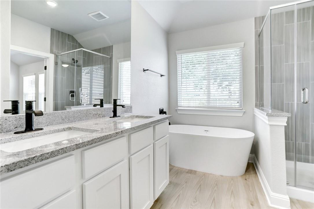 115 Red Oak Place Bastrop TX 78602