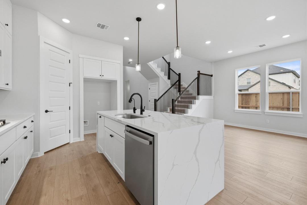 111 Sacred Fig Road Dripping Springs TX 78620