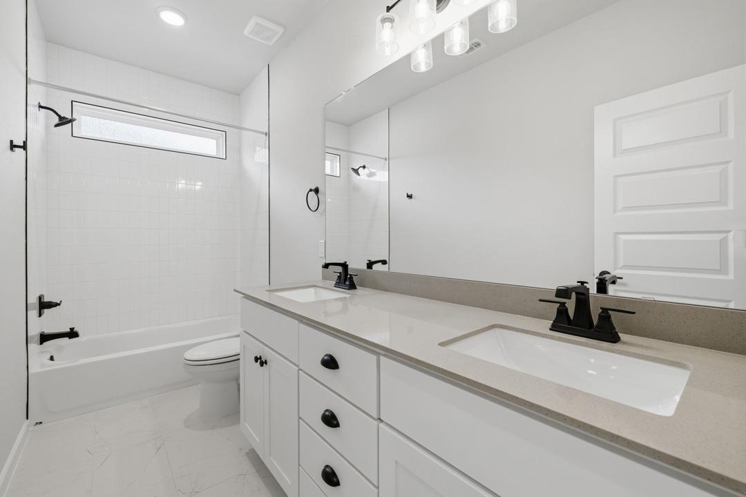 111 Sacred Fig Road Dripping Springs TX 78620