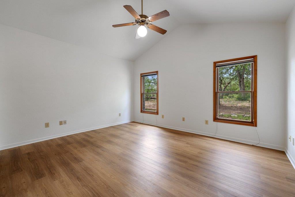 244 Woodway Drive Elgin TX 78621