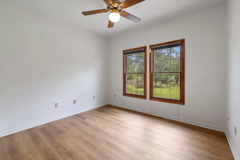 244 Woodway Drive Elgin TX 78621