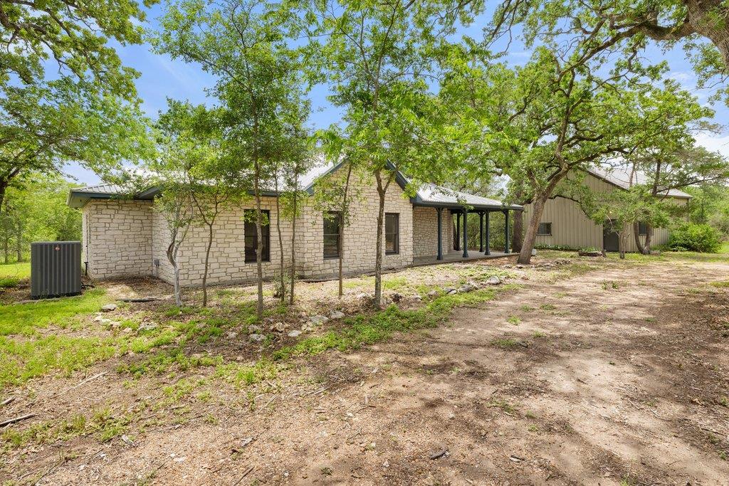 244 Woodway Drive Elgin TX 78621