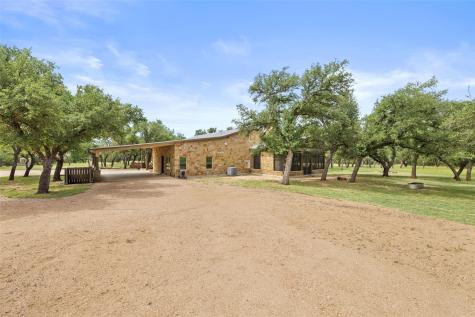 1241 Sandy Oaks Ranch Road Johnson City TX 78636