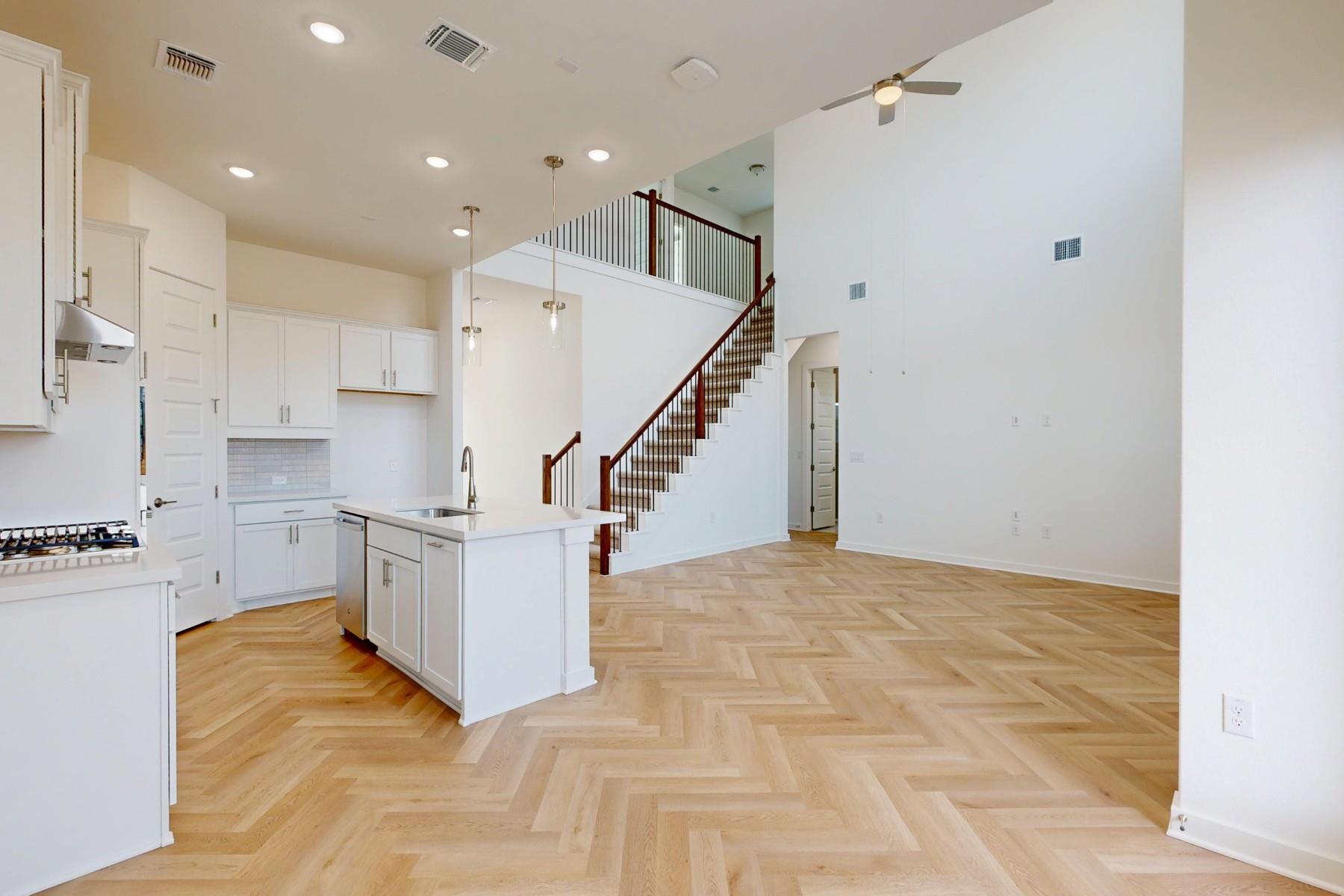 2112 Lolo Lane Leander TX 78641