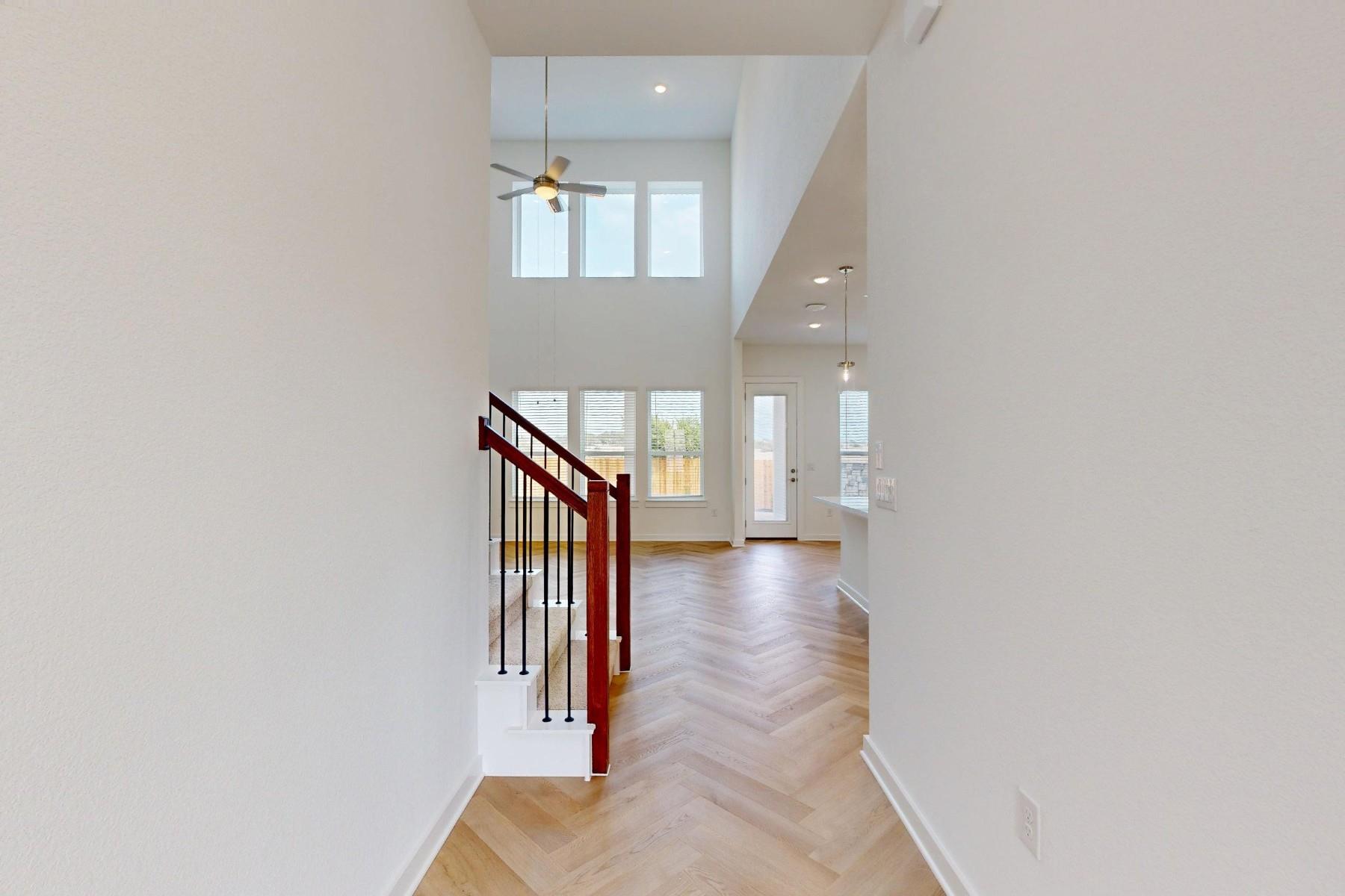 2112 Lolo Lane Leander TX 78641