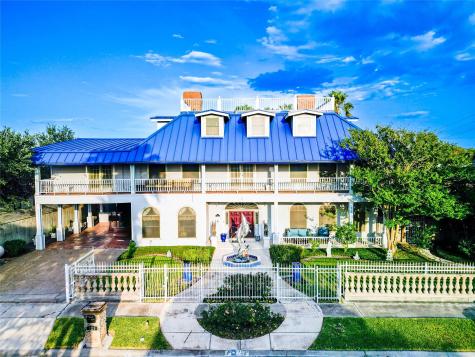 121 Glenmore Street Corpus Christi TX 78412