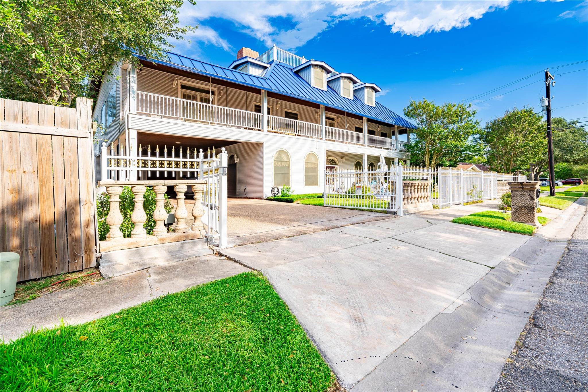 121 Glenmore Street Corpus Christi TX 78412