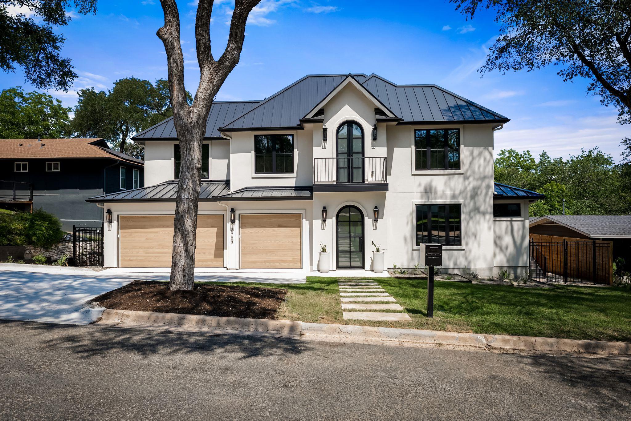 2703 Oak Park Drive Austin TX 78704