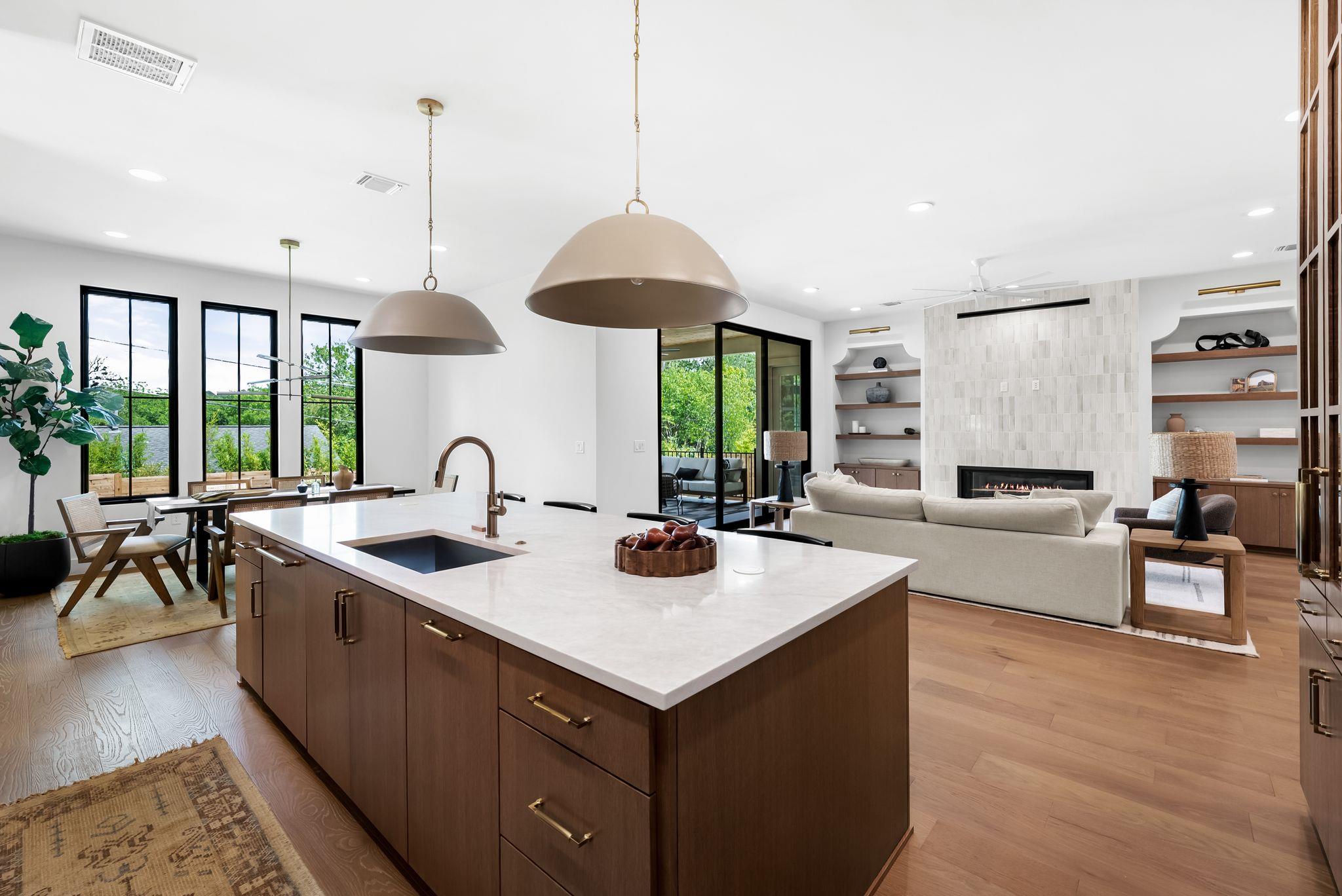 2703 Oak Park Drive Austin TX 78704