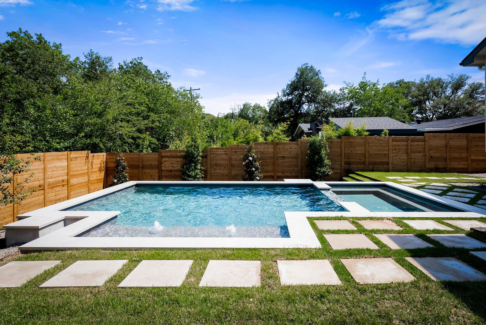 2703 Oak Park Drive Austin TX 78704