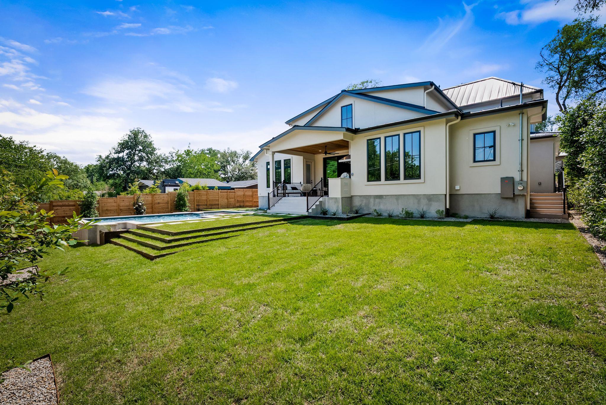 2703 Oak Park Drive Austin TX 78704