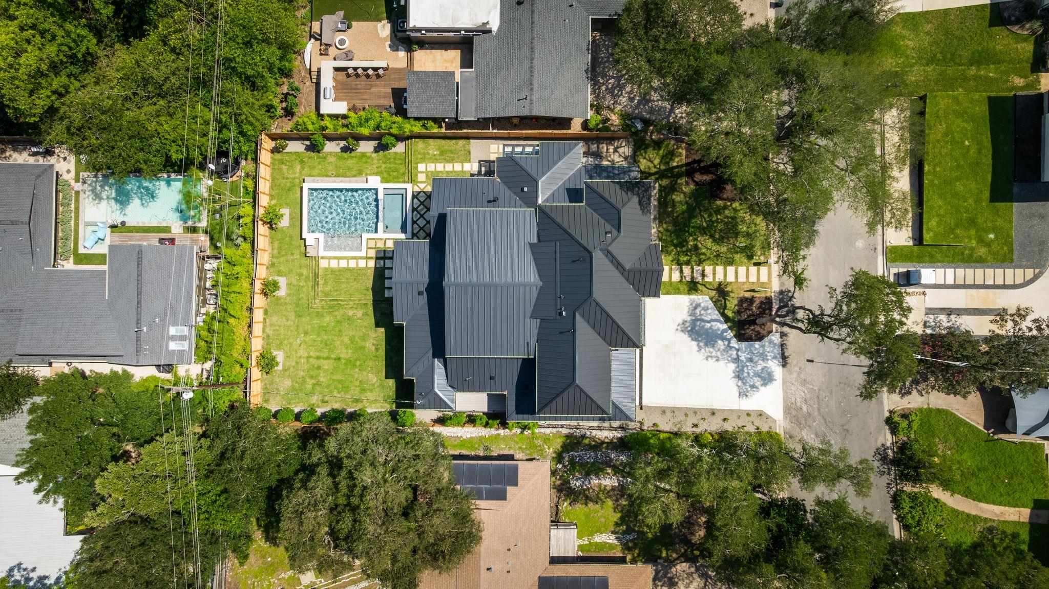 2703 Oak Park Drive Austin TX 78704