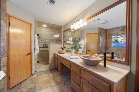 1346 Amistad Drive Round Rock TX 78664