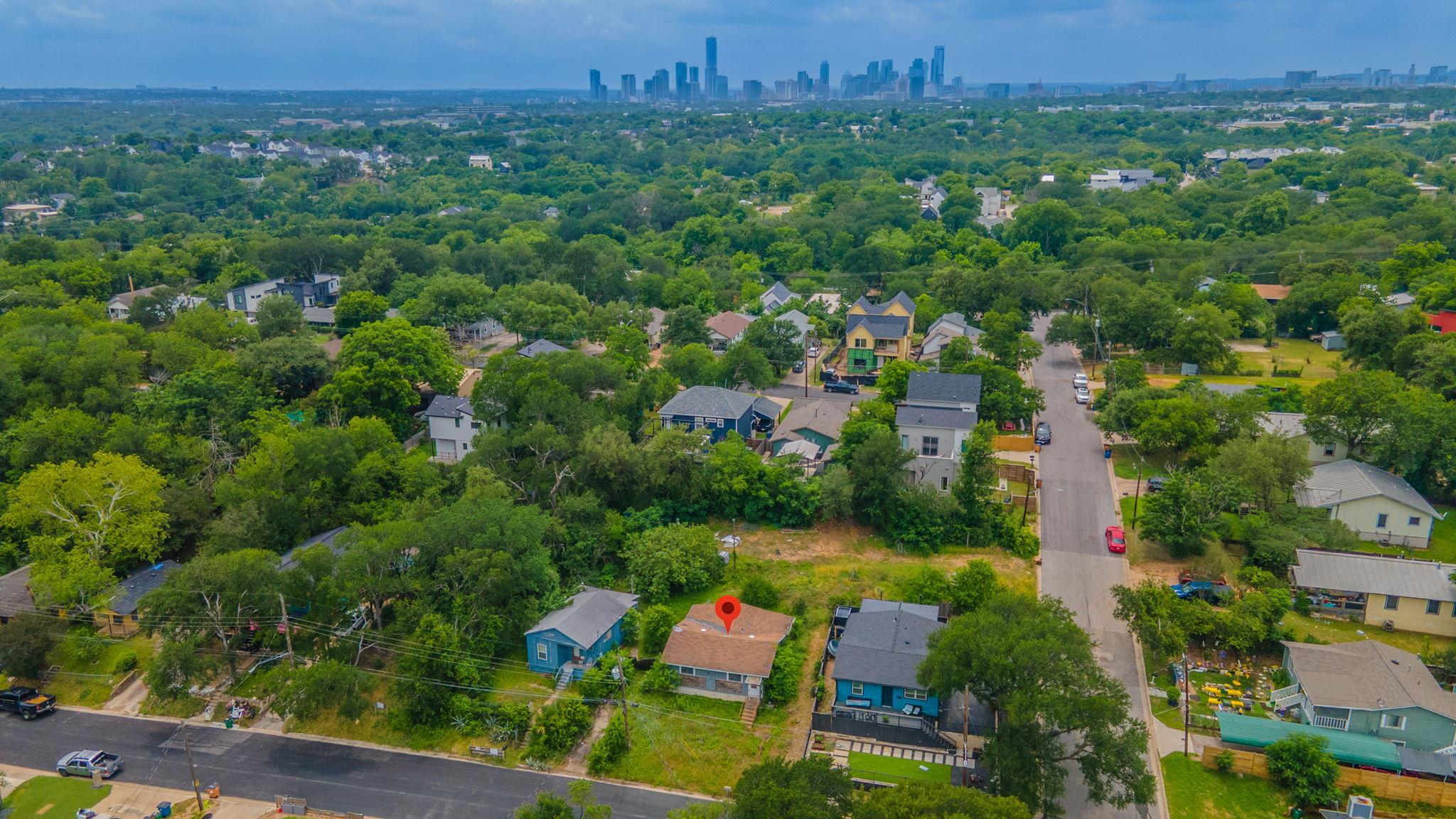 1410 Luna Street Austin TX 78721