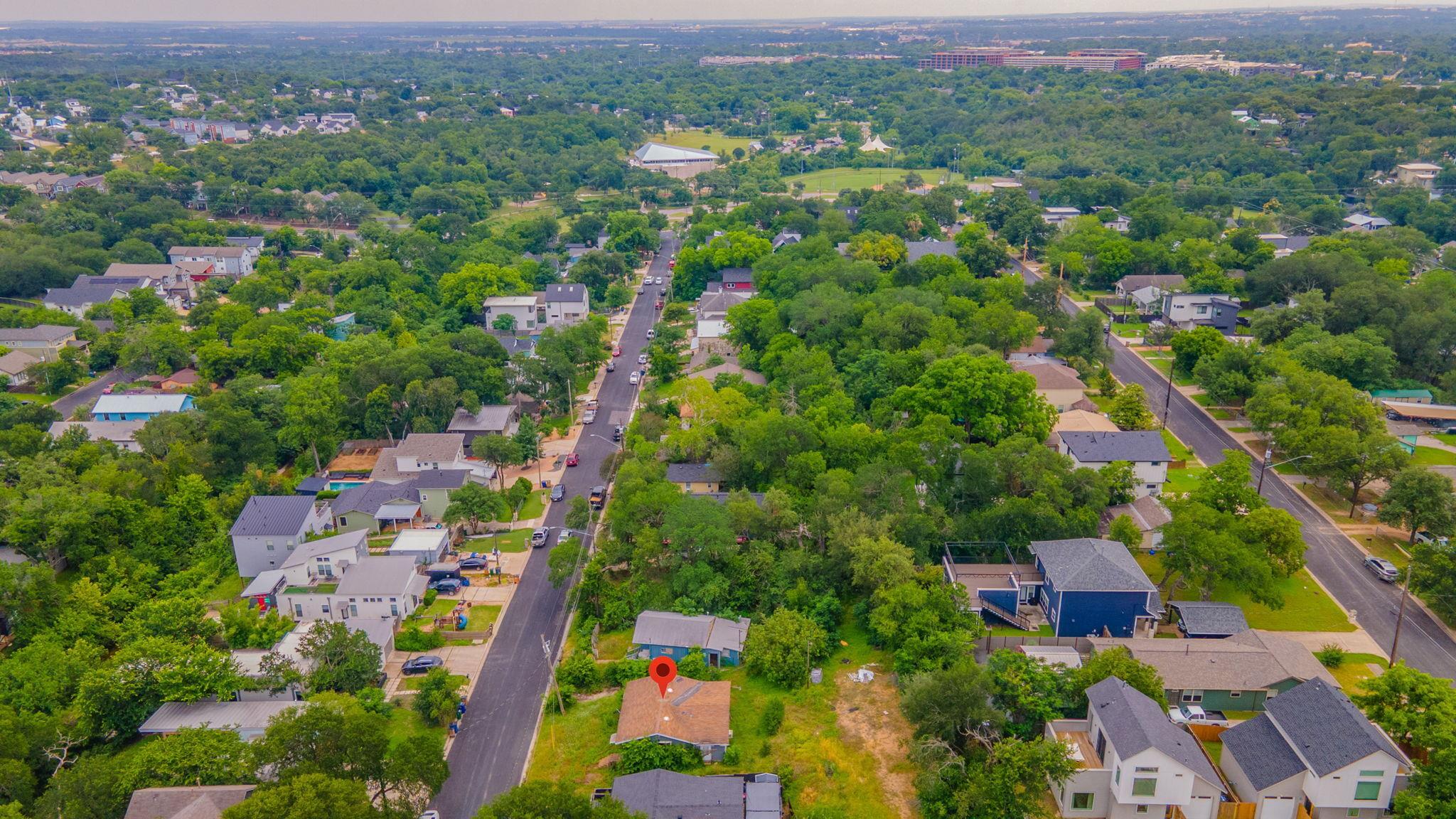 1410 Luna Street Austin TX 78721