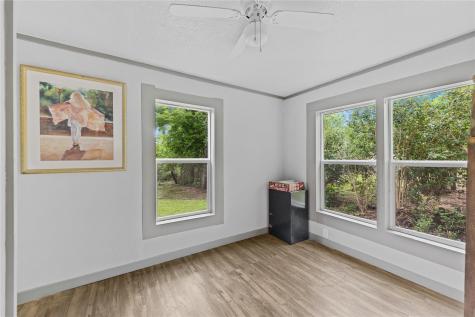 604 Burkett Street Taylor TX 76574