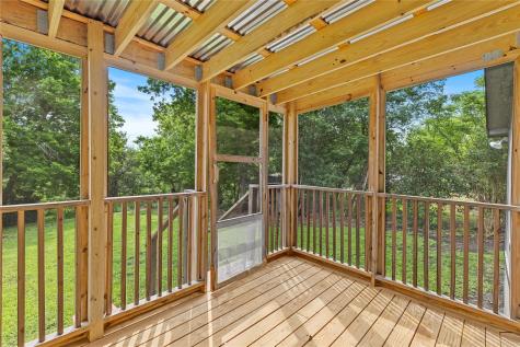 604 Burkett Street Taylor TX 76574