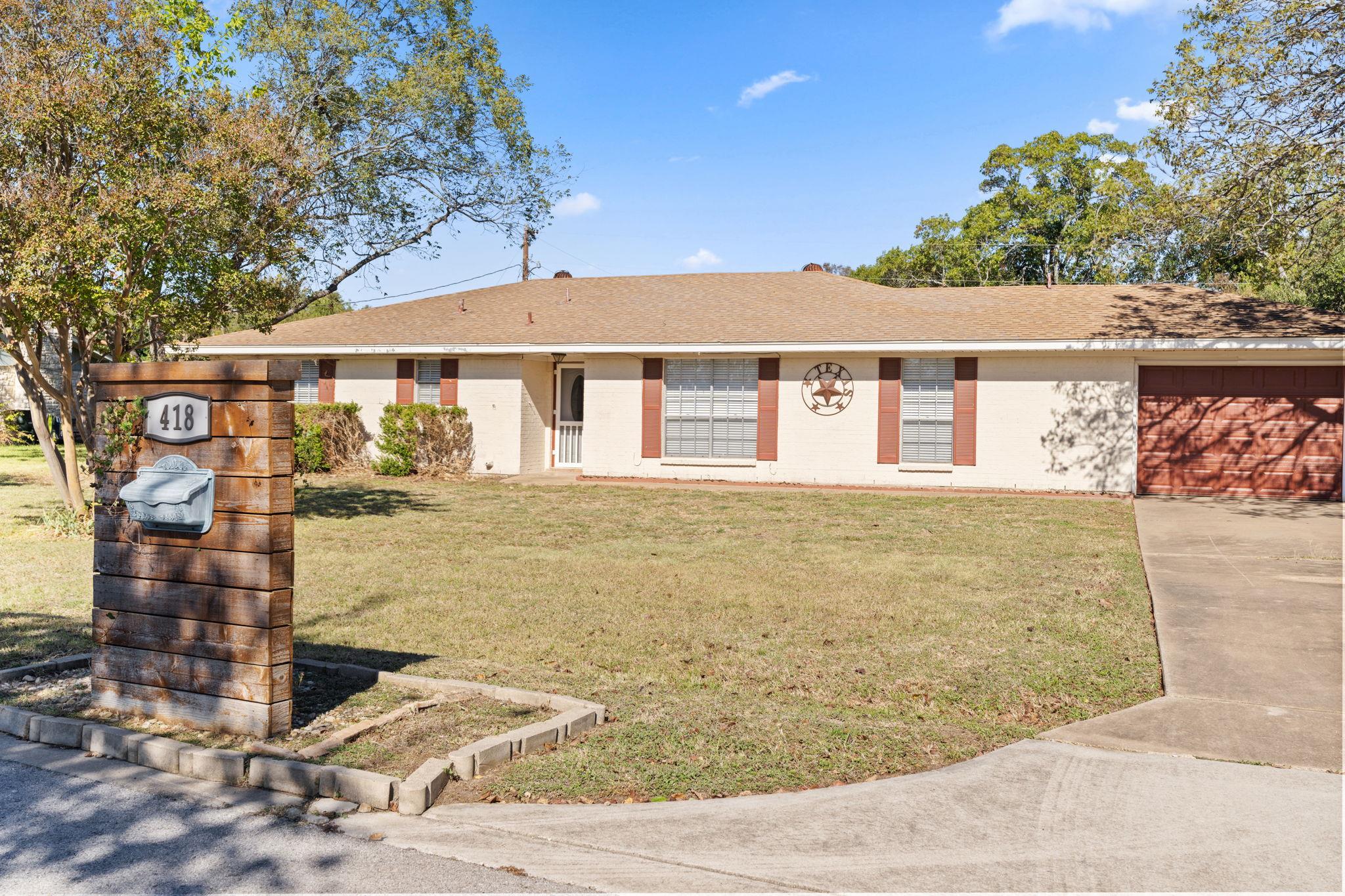 418 Hernandos Loop Leander TX 78641