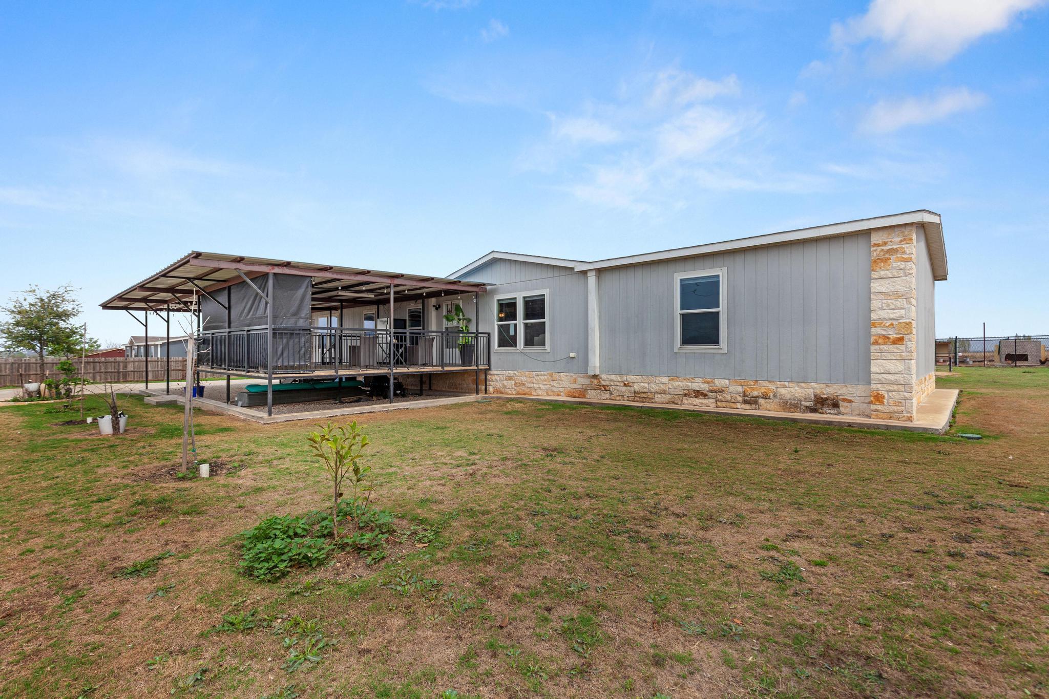 122 Kelp Gull Drive Del Valle TX 78617