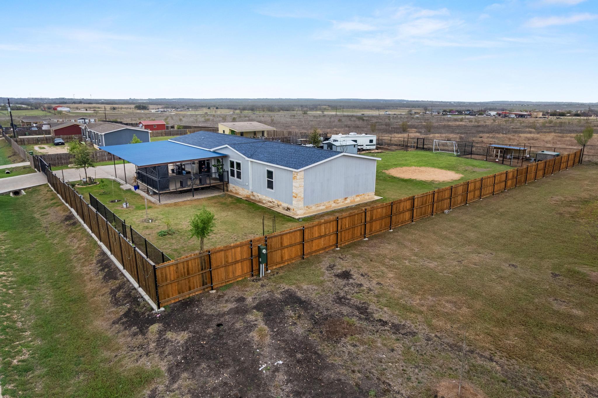 122 Kelp Gull Drive Del Valle TX 78617