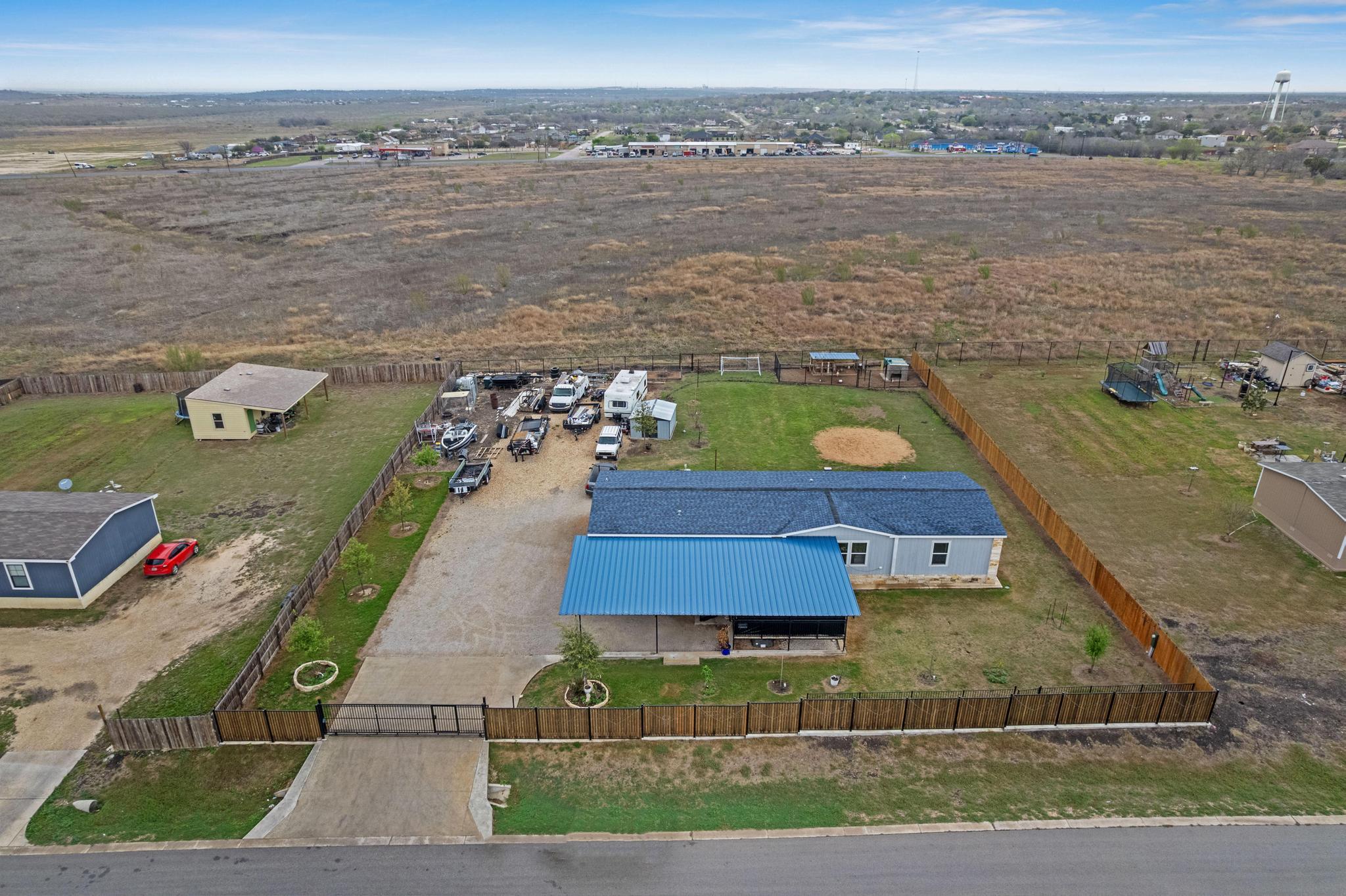 122 Kelp Gull Drive Del Valle TX 78617