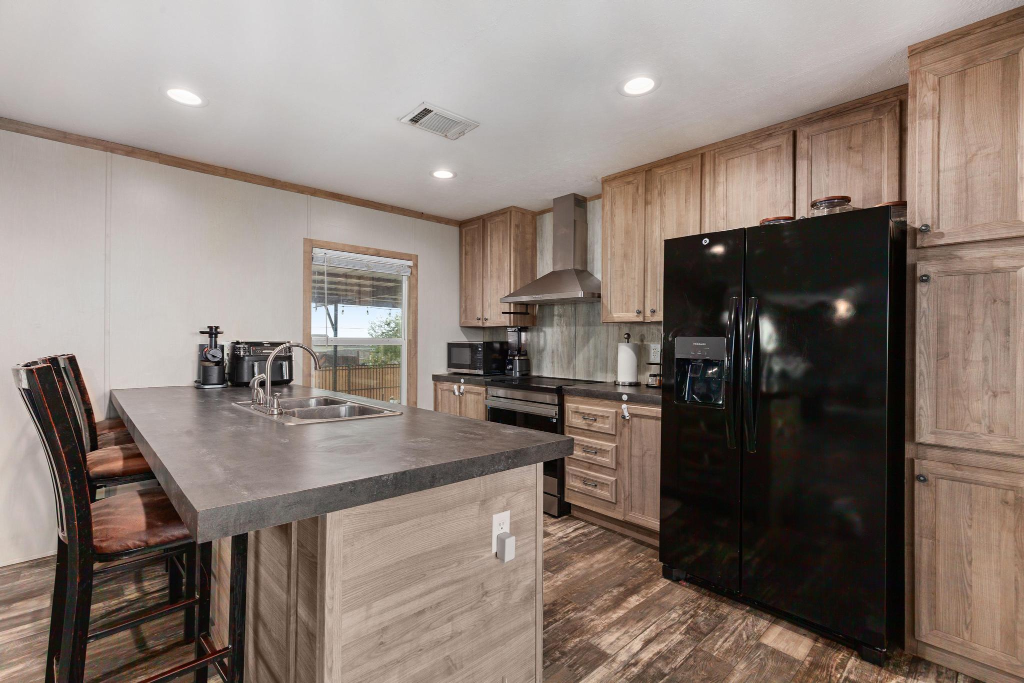 122 Kelp Gull Drive Del Valle TX 78617