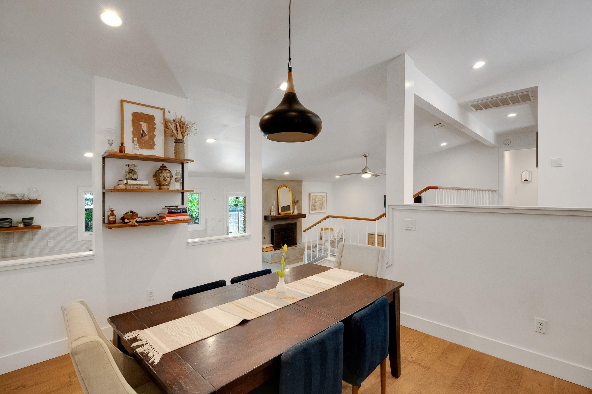 2502 Side Cove Austin TX 78704