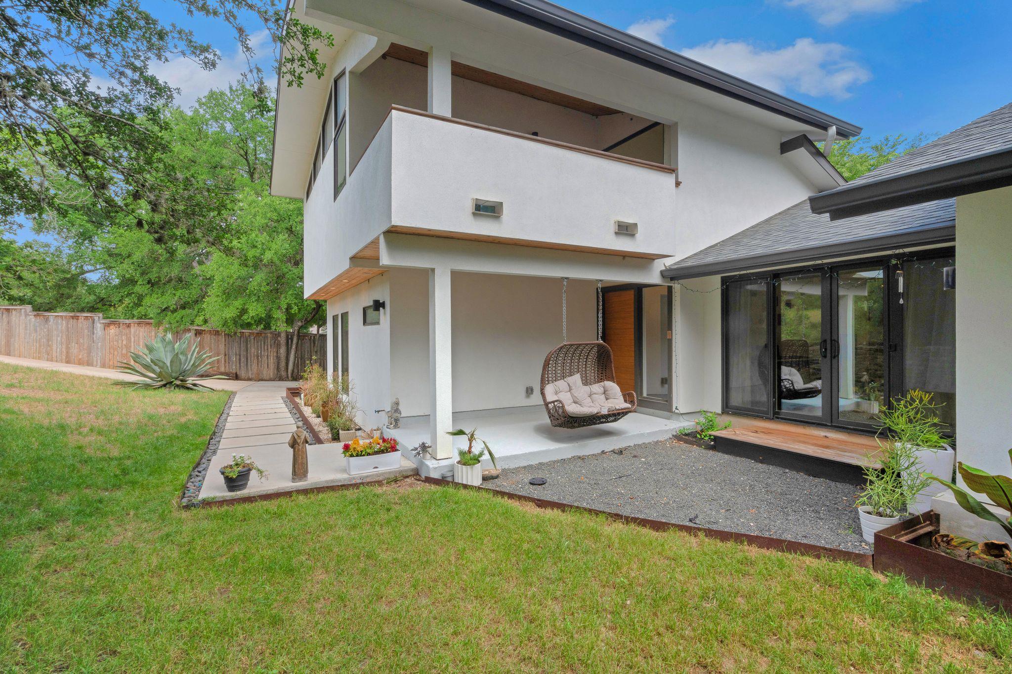 2502 Side Cove Austin TX 78704